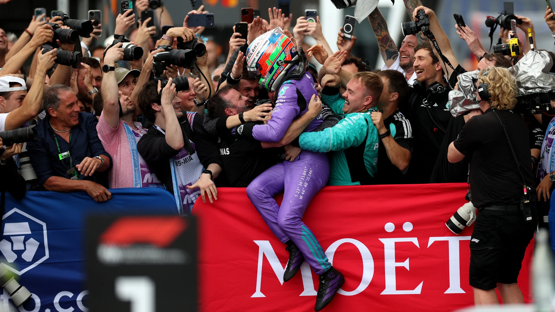 Antonelli em Miami: a F1 entregou 2026 pra Mercedes em 60 dias