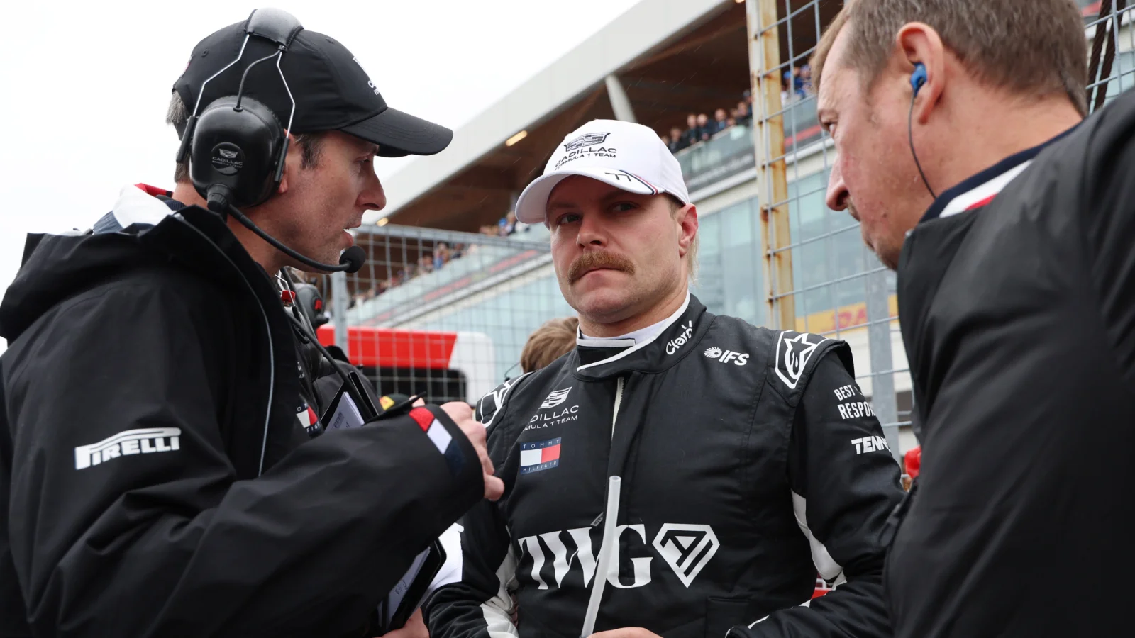 Cadillac mantém Pérez e Bottas para 2027, mas Herta espreita