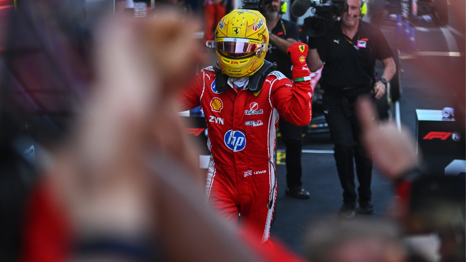 Hamilton vence em Barcelona e reabre o título da F1 2026