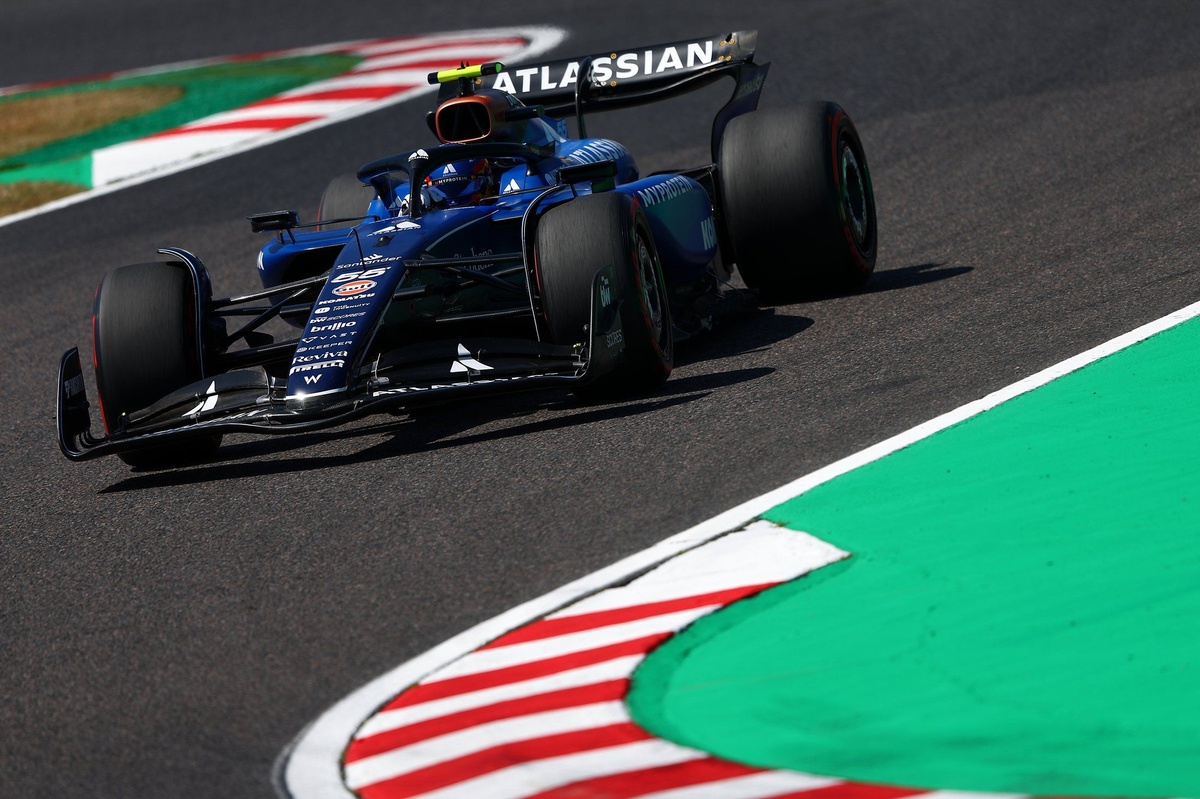 Sainz e Hamilton trocaram de lugar — e os dados são cruéis